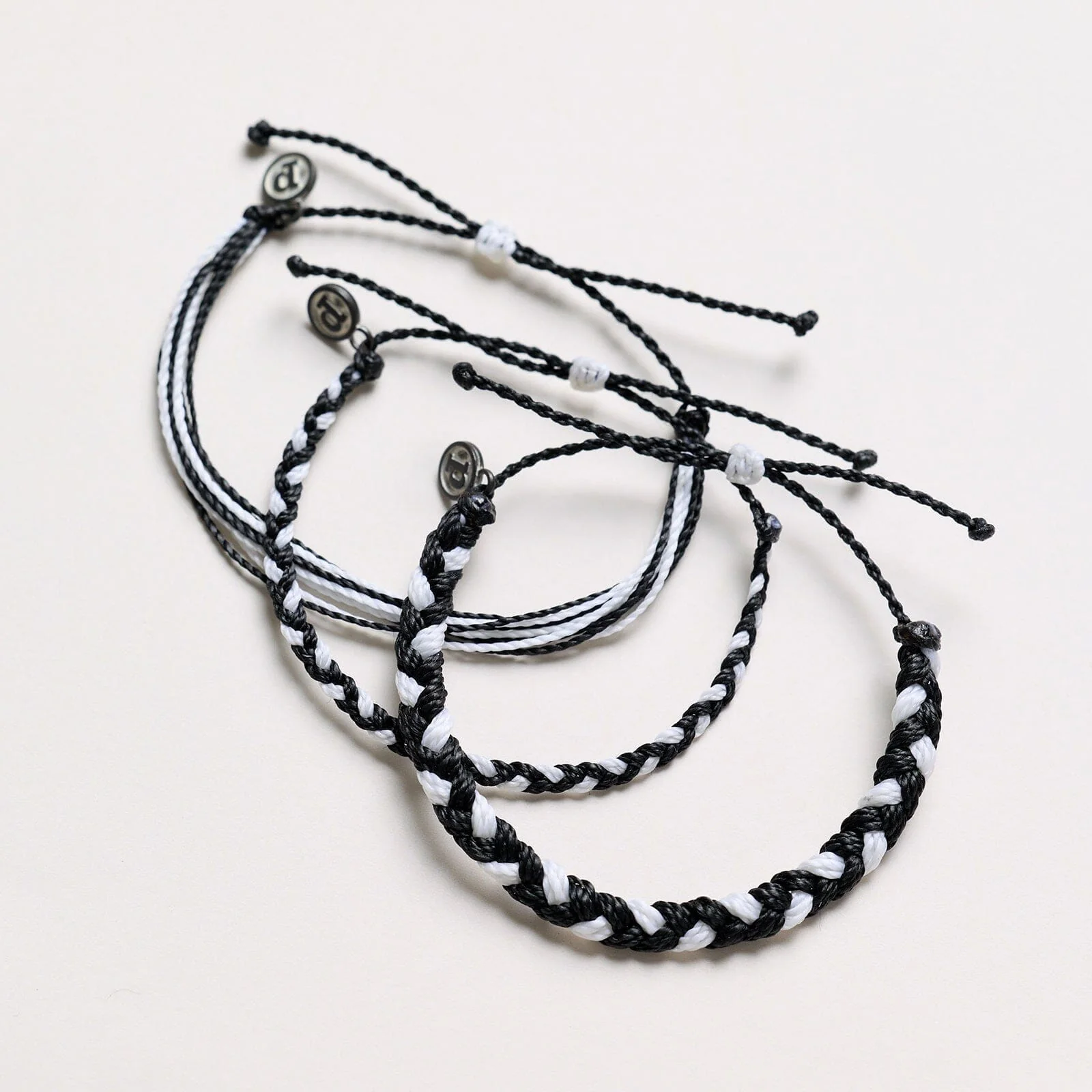 Black & White Collection - Image 6