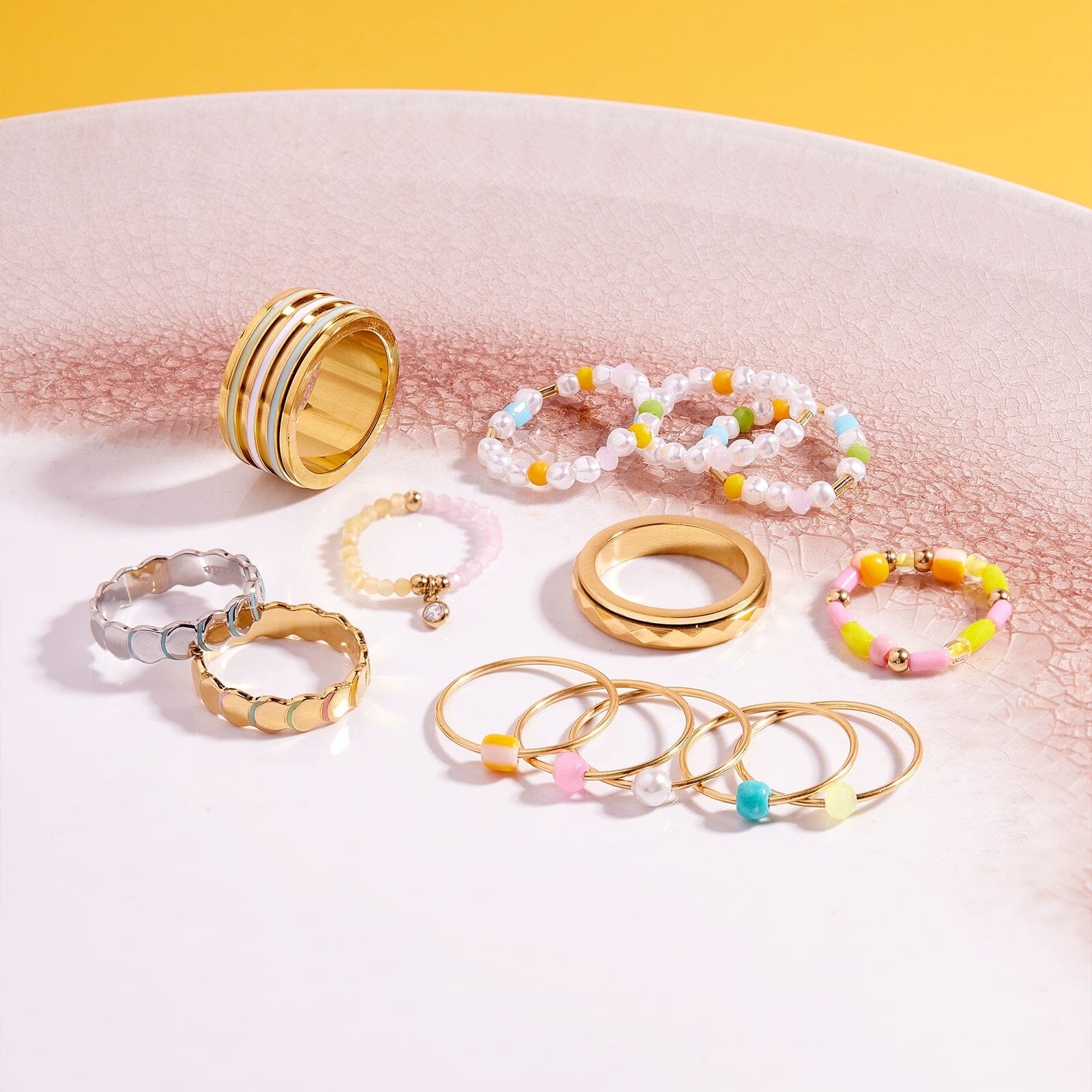 Scallop Enamel Ring Band - Image 9